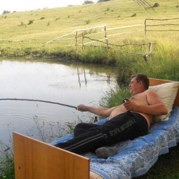 Отдых на рыбалке Отдых на рыбалке
