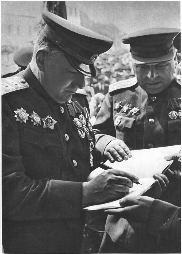chekhoslovakialiberation001-24
