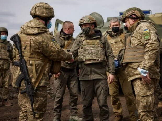 СМИ: ВСУ прекратили наступление из-за угрозы мятежа