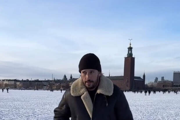 Комика Максима Галкина высмеяли за видео на озере в Стокгольме