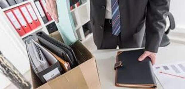 Можно ли уволить в Латвии человека по политическим мотивам