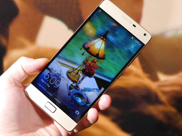 lenovo-vibe-p1-3