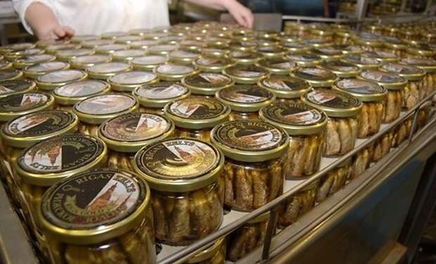 Латышские рыбопереработчики в шоке: запрещенный Россией ввоз их продукции составлял 50 процентов от отрасли Латышские рыбопереработчики в шоке: запрещенный Россией ввоз их продукции составлял 50 процентов от отрасли