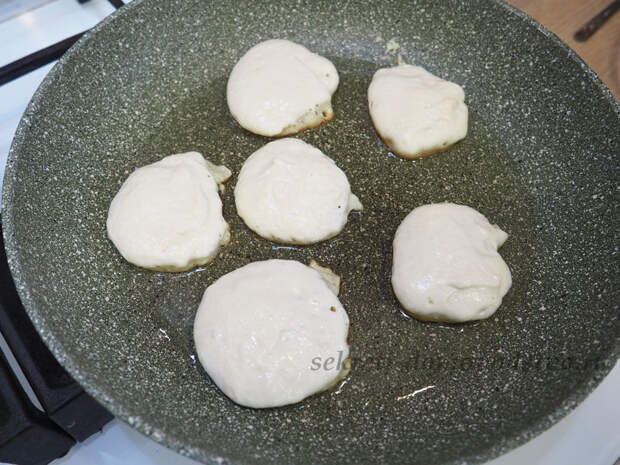 Оладьи без яиц — рецепт пышных оладий на кефире