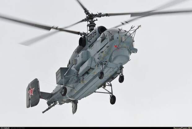 Модернизированный вертолет Ка-27м проходит испытания на Северном флоте