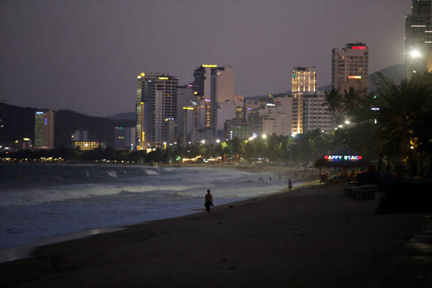 Россиянку пригласили в романтический тур во Вьетнам и бросили там без денег