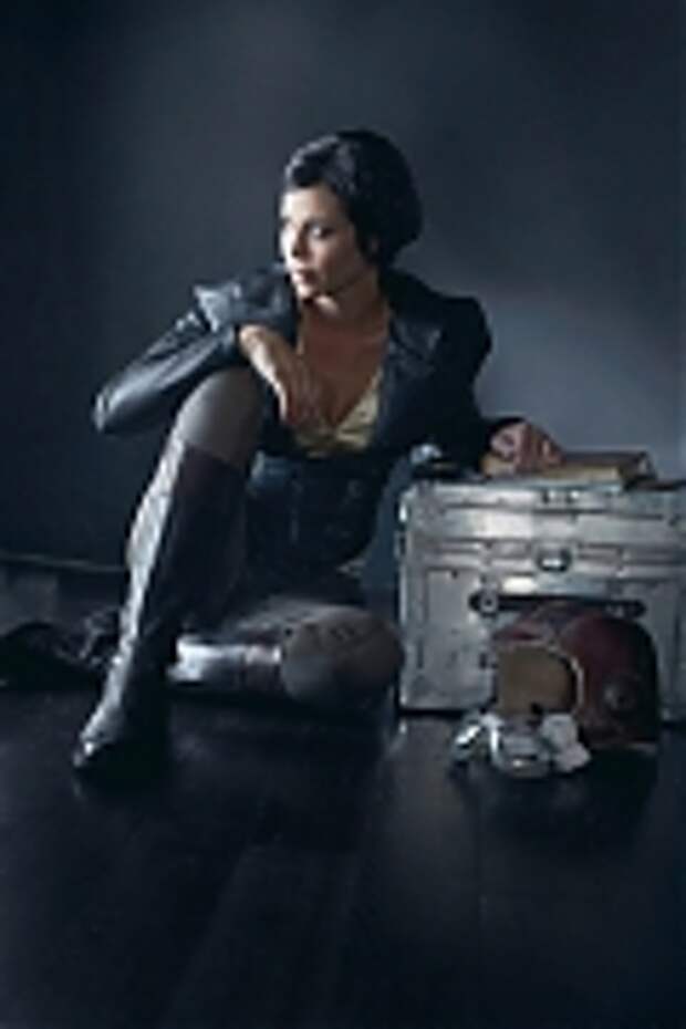 Кэтрин Белл (Catherine Bell) в фотосессии Феликса Кунце (Felix Kunze) (2011)