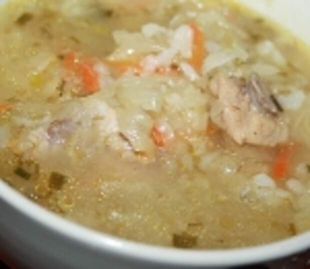 Капустняк на свиных ребрышках с кислой капустой и рисом