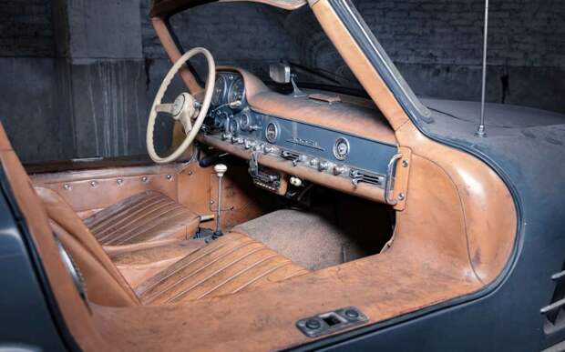 Необычный Mercedes «крыло чайки» ушел с молотка за рекордную сумму