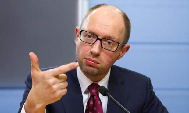 Народный артист Украины посоветовал Яценюку застрелиться 