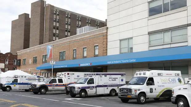 В США за сутки выявили более 141 тысячи случаев коронавируса