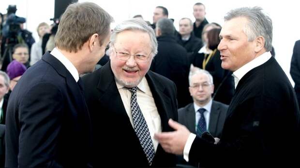 Ландсбергис: Лучше без России, чем под Россией