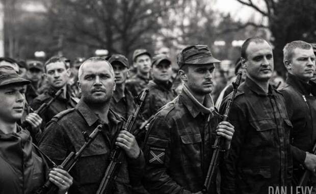 Донецкие новости последние - ополчение на параде Донецкие новости последние сегодня 04 05 2015, новости Донецка, Горловки, Широкино, видео и сводки от ополчения Новороссии, карта боев