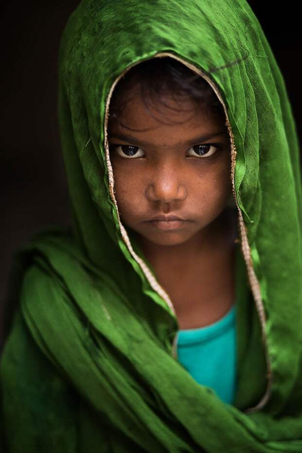 Eyes-are-windows-of-the-soul5__880