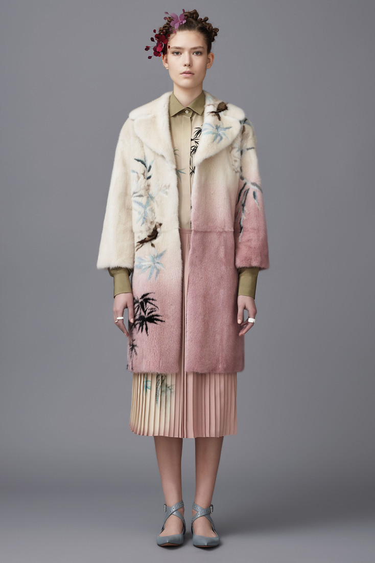 Восточная тема в коллекции итальянского дома Valentino Pre-Fall 2016