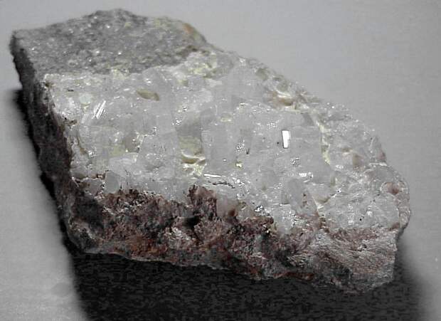 https://mineralcatalog.com.ua/images/gems/15/image_119.jpg