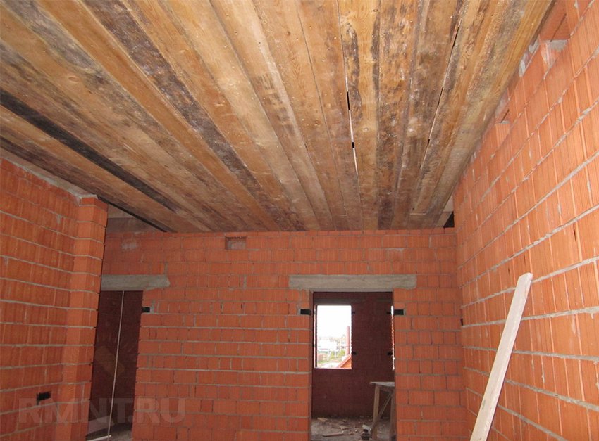 Утепление потолка в доме своими руками
