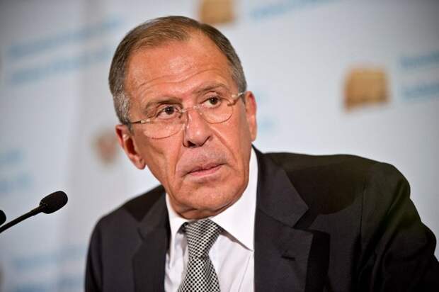 Лавров: Су-24 сбили после удара по бензовозам «Исламского государства» Лавров: Су-24 сбили после удара по бензовозам «Исламского государства»
