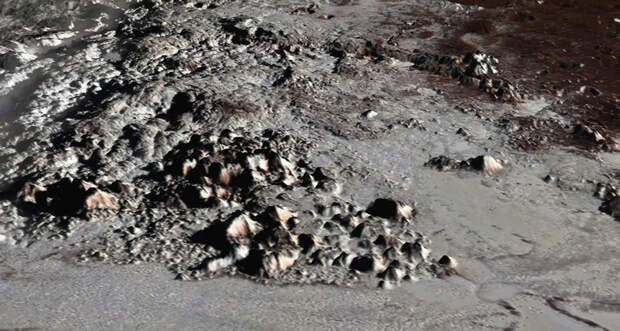 an image of the highest mountains on Pluto