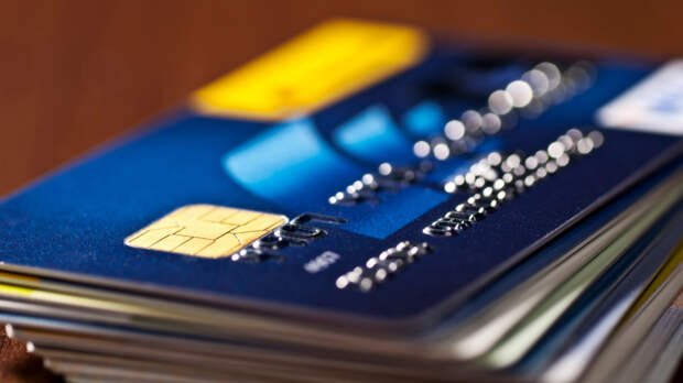 «Проводят внутренние ревизии»: блокируют ли банки неактивные карты