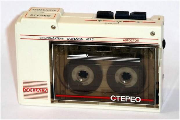 Аудиоплейеры в стиле «Уолкман» в СССР широкого распространения не получили, так как стоили очень дорого – 130 руб