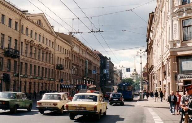Как жилось в СССР в далеких 80-х Как жилось в СССР в далеких 80-х