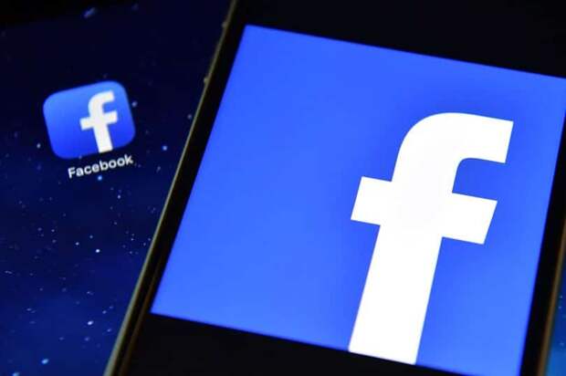 Пользователи Facebook столкнулись с неполадками встроенного мессенджера