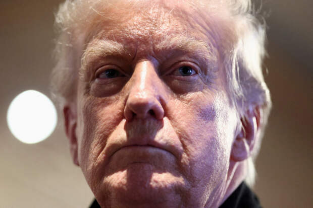 Трамп предрек свой скорый импичмент