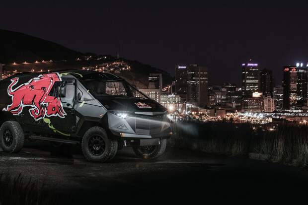 Грозный броневик на базе Land Rove от компании Red Bull Red Bull.  Land Rover, defender, броневик