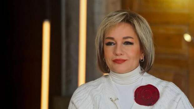 Буланова сообщила, что ее старший сын бросил работу — без невесты и денег