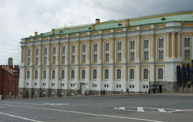 Государственная оружейная палата московского кремля фото