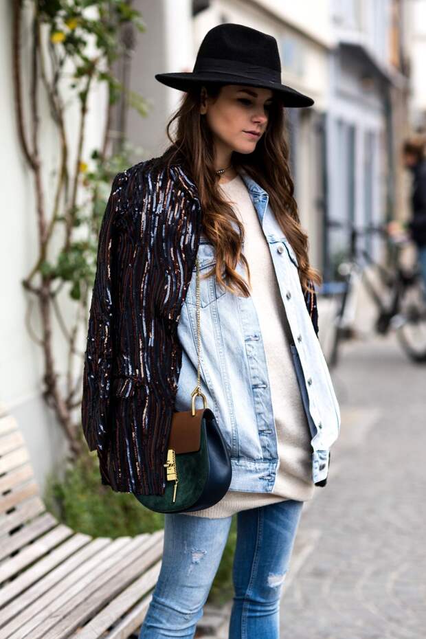 The-Fashion-Fraction-Outfit-Inspiration-Skinny-Jeans-Style-Sequin-Blazer-Chloe-Drew-Bag-10