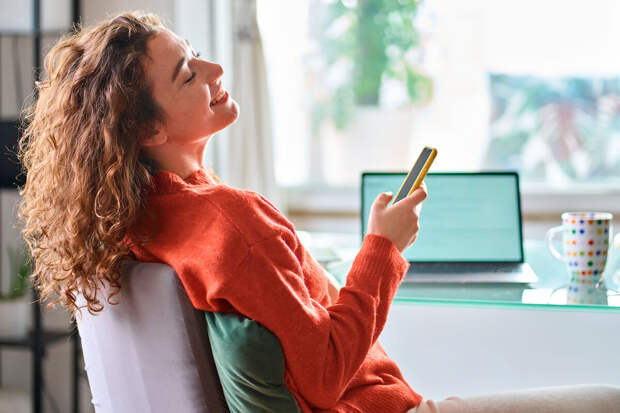 Юрист Хаминский: при аллергии на цветение работник может попроситься на удаленку