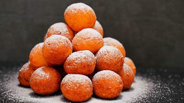 Фото к рецепту: Творожные пончики