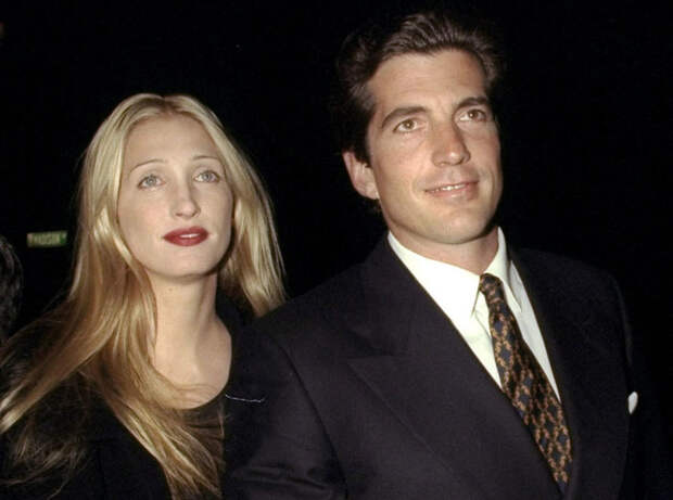 Наркотики, измены, смерть: брак Кеннеди-младшего и Каролин Биссет был обречён?