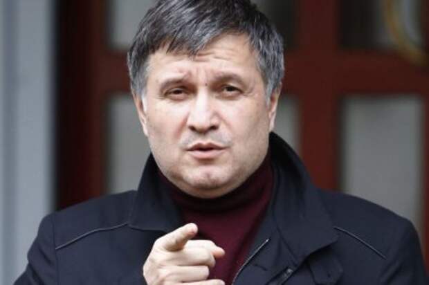 Аваков подал в суд на Саакашвили за обвинения «в воровстве»