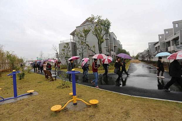 Village Rebuilt To Give Mansions To Residents By Millionaire