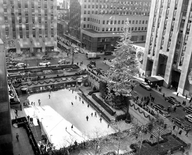 Рождественские деревья в Rockefeller Center сквозь года