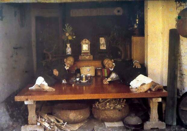 1915 Hanoi Fumeurs dOpium.JPG 1915 Hanoi Fumeurs dOpium.JPG