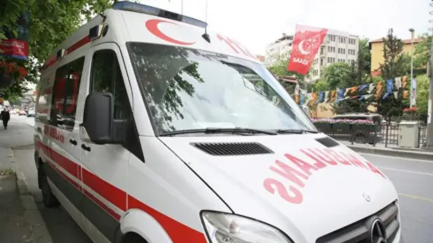 Отец упавшего с девятиметровой высоты в аэропорту Турции мальчика рассказал о состоянии сына