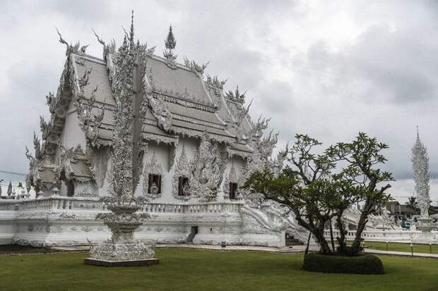 Белый храм: уникальный проект художника из Таиланда