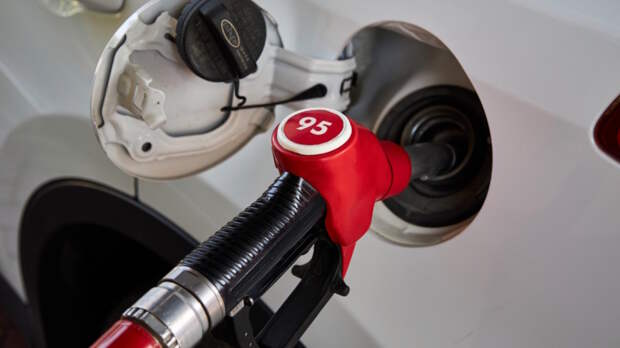 Биржевые цены на бензин обновляют максимумы