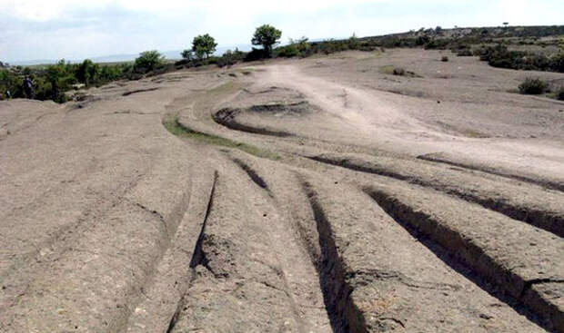 ancient-tracks-Anatolia-Turkey-333213
