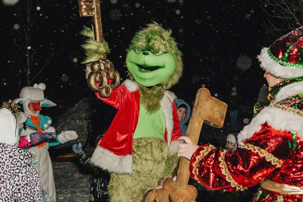 Кормушки, лекция и квест: в Усадах провели экопраздник «День пернатых друзей»