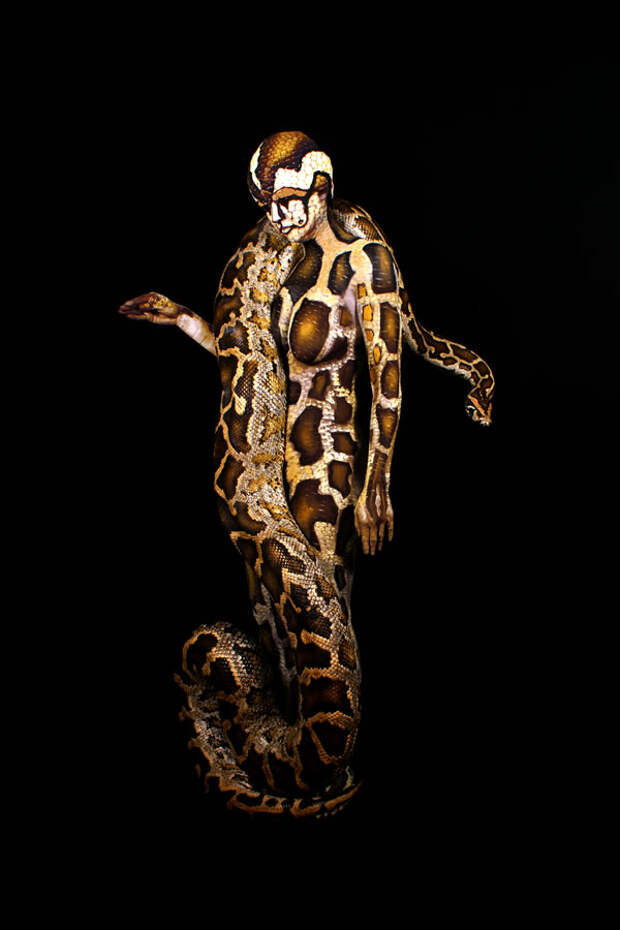 Bodyart05 Bodyart05 Сколько человек вы видите на картинке?
