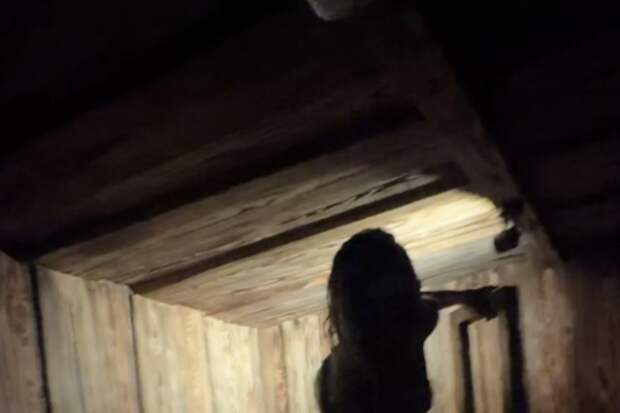 Девушка Дурова в бикини опубликовала видео с подругой из бани