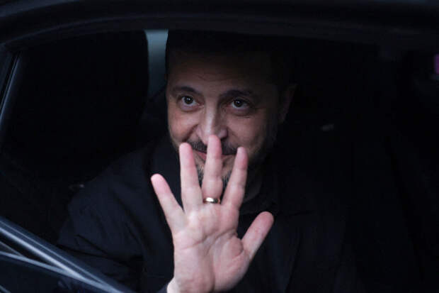 Зеленский выразил сожаление об отказе Украины от ядерного оружия