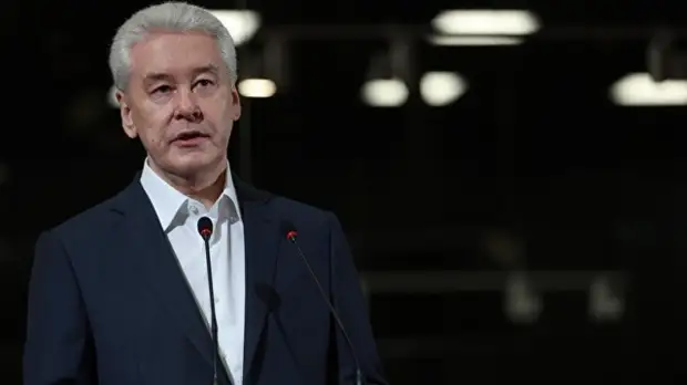 Собянин объявил 31 декабря нерабочим днём