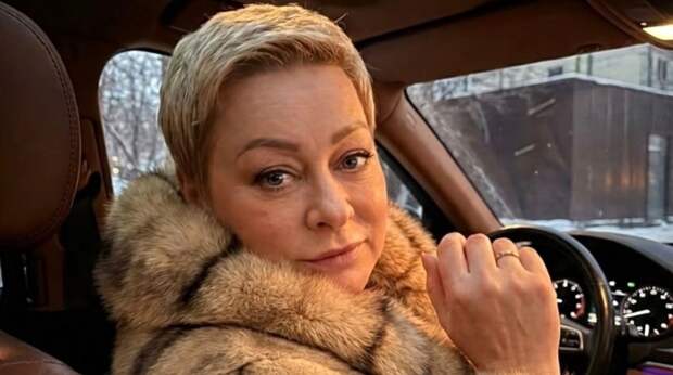 Аронова рассказала о первой встрече с Харламовым