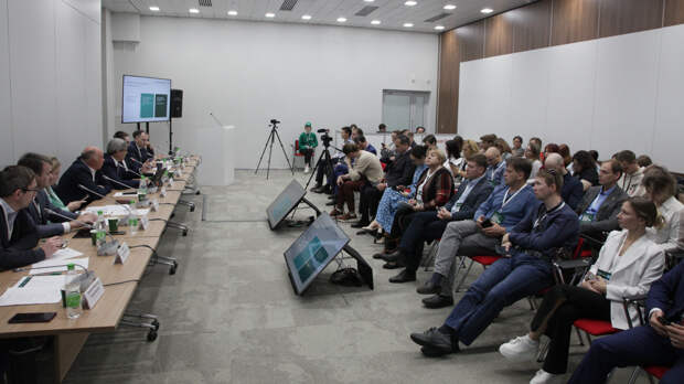 На полях Kazan Digital Week обсудили технологический суверенитет государства